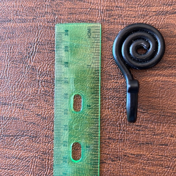 Set of 7 decorative wall hooks - Picture 4 of 10